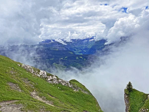 Miraculous Low Clouds Mystical Fog Mountain Range First Schwyz Alps — Stockfoto