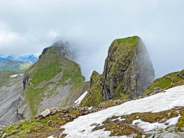 Alpine peak Forstberg of the mountain range First and in the Schwyz Alps mountain massif, Oberiberg - Canton of Schwyz, Switzerland (Kanton Schwyz, Schweiz)