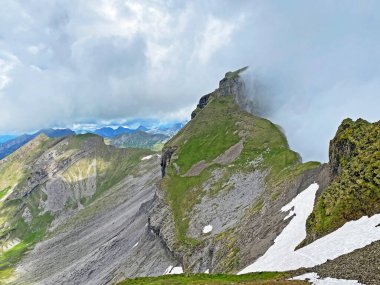 Alpine peak Forstberg of the mountain range First and in the Schwyz Alps mountain massif, Oberiberg - Canton of Schwyz, Switzerland (Kanton Schwyz, Schweiz)