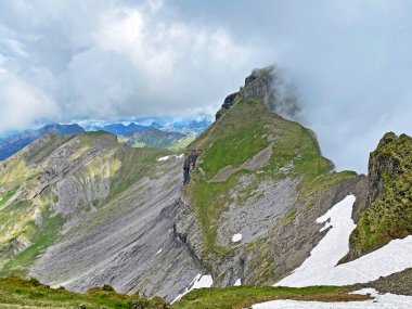 Alpine peak Forstberg of the mountain range First and in the Schwyz Alps mountain massif, Oberiberg - Canton of Schwyz, Switzerland (Kanton Schwyz, Schweiz)