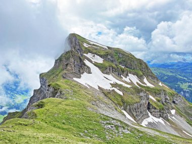 Alpine peak Forstberg of the mountain range First and in the Schwyz Alps mountain massif, Oberiberg - Canton of Schwyz, Switzerland (Kanton Schwyz, Schweiz)