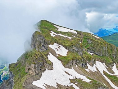 Alpine peak Forstberg of the mountain range First and in the Schwyz Alps mountain massif, Oberiberg - Canton of Schwyz, Switzerland (Kanton Schwyz, Schweiz)