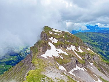 Alpine peak Forstberg of the mountain range First and in the Schwyz Alps mountain massif, Oberiberg - Canton of Schwyz, Switzerland (Kanton Schwyz, Schweiz)