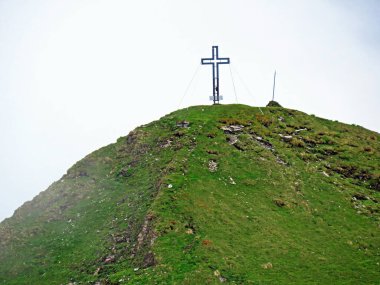 Alpine peak Druesberg of the mountain range First and in the Schwyz Alps mountain massif, Oberiberg - Canton of Schwyz, Switzerland (Kanton Schwyz, Schweiz)