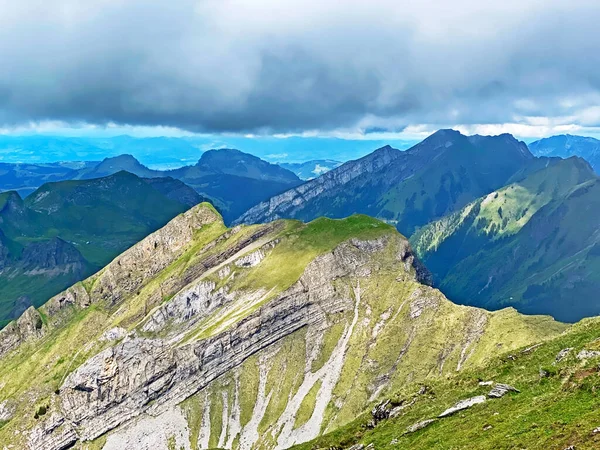 Alpine Peak Twaeriberg Twariberg Mountain Range First Schwyz Alps Mountain — Foto de Stock
