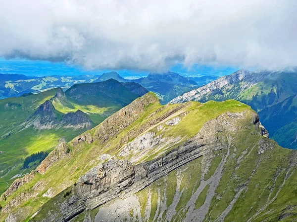Alpine Peak Twaeriberg Twariberg Mountain Range First Schwyz Alps Mountain — Stok fotoğraf