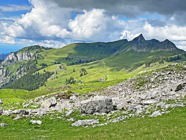 Alpine Peaks Biet Schuelberg Schulberg Mountain Range First Schwyz Alps — Φωτογραφία Αρχείου
