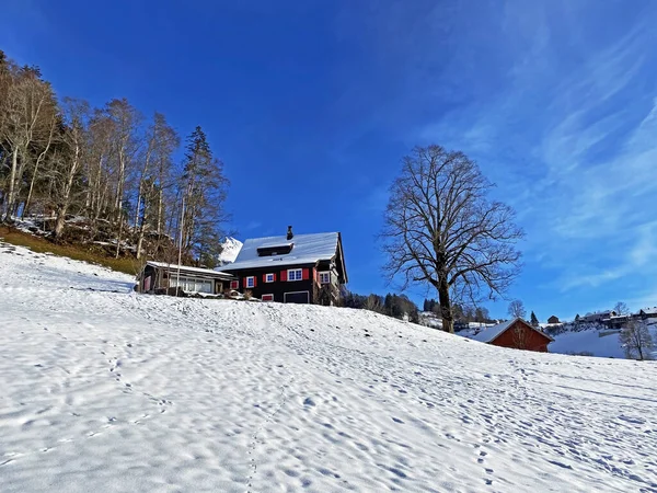 Idyllic Swiss Alpine Mountain Huts Traditional Swiss Rural Architecture Dressed — Φωτογραφία Αρχείου