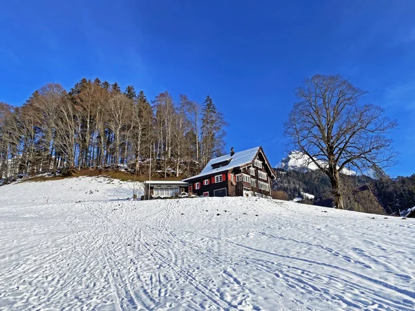 Idyllic Swiss Alpine Mountain Huts Traditional Swiss Rural Architecture Dressed — Stock Photo, Image