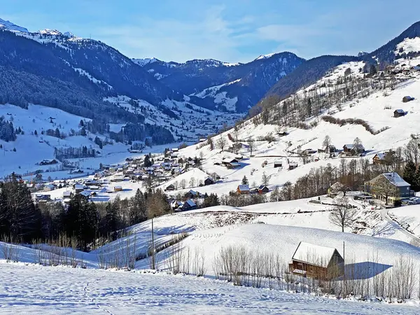 Perfeita Paisagem Alpina Inverno Vale Rio Thur Entre Cordilheiras Churfirsten — Fotografia de Stock
