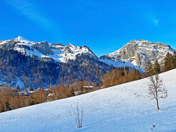 Neve Branca Innotavelmente Clara Nos Picos Alpinos Schofwisspitz Schwarzchopf Stoss — Fotografia de Stock