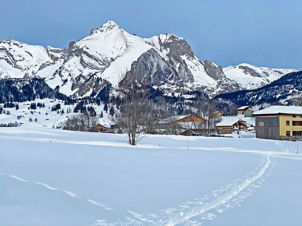 Wonderful Winter Hiking Trails Traces Fresh Alpine Snow Cover Churfirsten — Stok fotoğraf