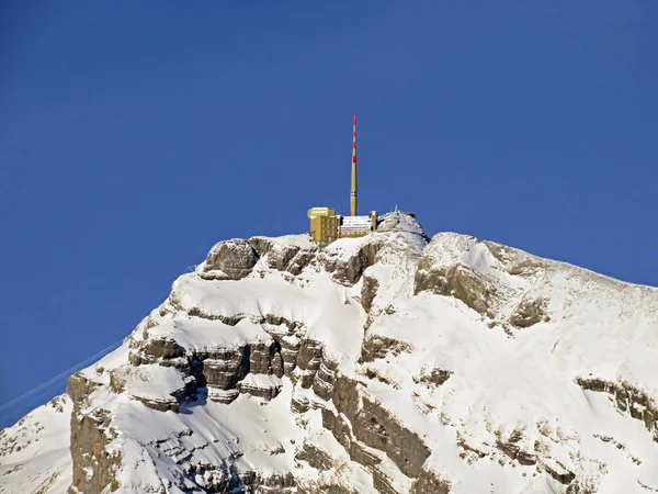 Paisagem Perfeita Inverno Pico Alpino Nevado Santis Saentis Cordilheira Alpstein — Fotografia de Stock