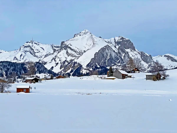 Bouchons Neige Blancs Sur Les Sommets Alpins Santis Saentis Wildhuser — Photo