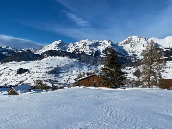 Blick Auf Die Perfekte Winterlandschaft Des Thur Tals Zwischen Churfirsten — Stockfoto