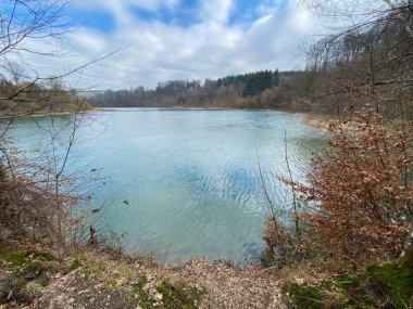 Hermetschwil Manastırı (Kloster Hermetschwil) ile Bremgarten Hidroelektrik Barajı (Kraftwerk Bremgarten-Zufikon) arasındaki Reuss Nehri - İsviçre (Schweiz)
