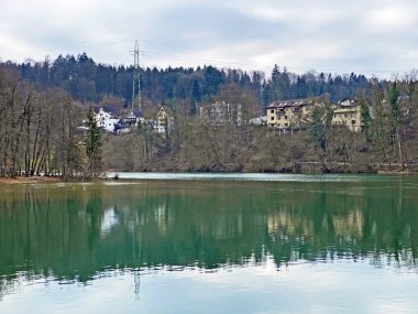 Hermetschwil Manastırı (Kloster Hermetschwil) ile Bremgarten Hidroelektrik Barajı (Kraftwerk Bremgarten-Zufikon) arasındaki Reuss Nehri - İsviçre (Schweiz)