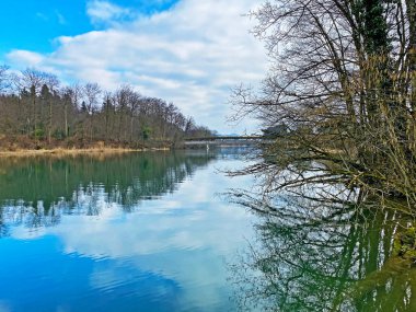 Hermetschwil Manastırı (Kloster Hermetschwil) ile Bremgarten Hidroelektrik Barajı (Kraftwerk Bremgarten-Zufikon) arasındaki Reuss Nehri - İsviçre (Schweiz)