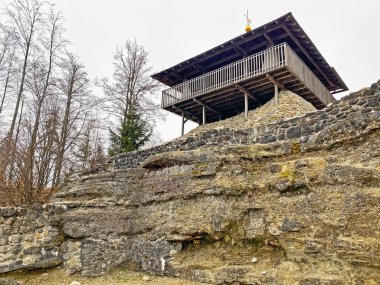Wolhusen Kalesi kalıntıları veya Dış Kale (Wolhusen Burgruine oder Ruine Aeussere Burg Wolhusen) - İsviçre (Schweiz)