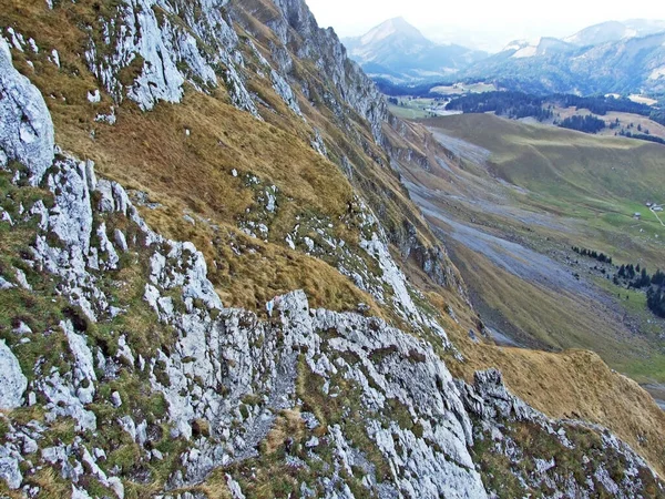 Trails for walking, hiking, sports and recreation on the slopes of the Alpstein mountain range and Appenzellerland Tourist Region, Schwende - Canton of Appenzell Innerrhoden, Switzerland (Schweiz)