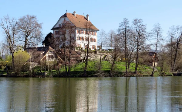 Castelo Mauensee Schloss Mauensee Uma Pequena Ilha Lago Lago Mauen — Fotografia de Stock