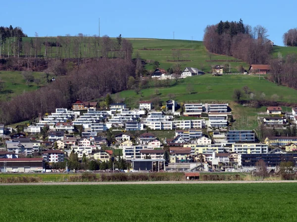 Small Modern Swiss Settlement Village Wauwil Slopes Hill Egozwilerberg Canton — Stock Photo, Image