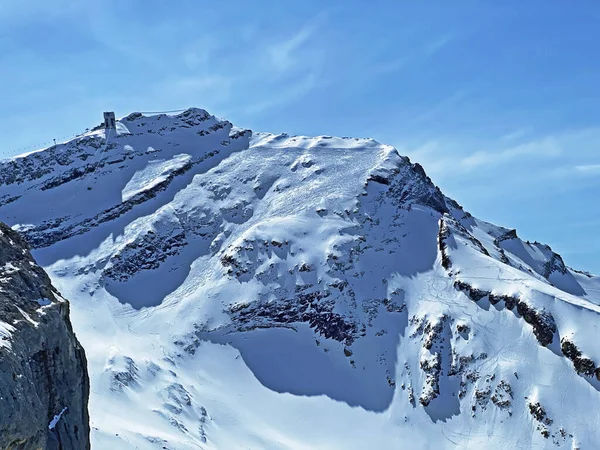 Alpino Nevado Pico Montanha Sex Rouge Scex Rouge Localizado Maciço — Fotografia de Stock