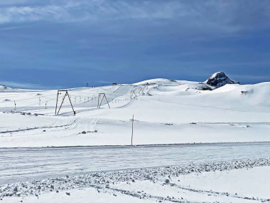 Buzul Yürüyüşü - Scex Rouge istasyonundan Quille du Diable 'a (Yolculuk hedefi Buzul 3000), Les Diablerets - Vaud Kantonu, İsviçre (Suisse)