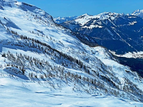 Fresh Spring Snow Ski Trails Slopes Alpine Mountain Sex Rouge — Stock Photo, Image