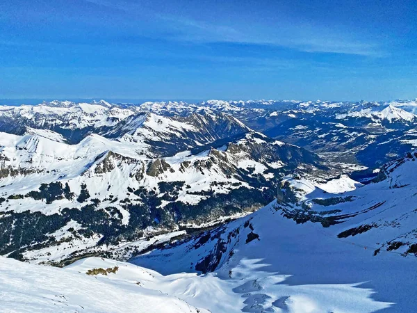 Atmosfera Alpina Gelada Primavera Nos Picos Montanha Suíça Vista Maciço — Fotografia de Stock