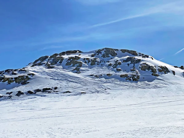 Krásný Svěží Čistý Jarní Alpský Sníh Oblasti Glacier Sex Rouge — Stock fotografie