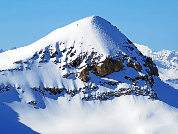 Snowy Alpine Mountain Peak Tete Ronde Located Mountain Massif Les — Stock Photo, Image