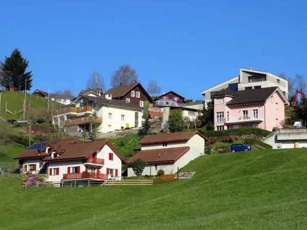 바이츠 바이츠 베르크 루체른 루체른 아름답고 현대적 스위스의 지대에 — 스톡 사진