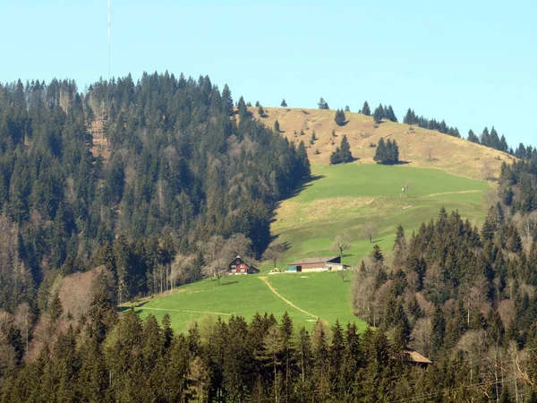 Eski Geleneksel Evler Tipik Sviçre Kırsal Mimarisi Schwarzenberg Lucerne Kantonu — Stok fotoğraf