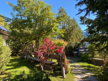Gül Bahçesi Uhrerhof (Avrupa 'nın en yüksek gül bahçesi) veya Rosarium Uhrerhof (Hoechstgelegener Rosengarten Europas) veya Roseto Ortisei - Güney Tyrol, İtalya (Suedtirol, Italien))