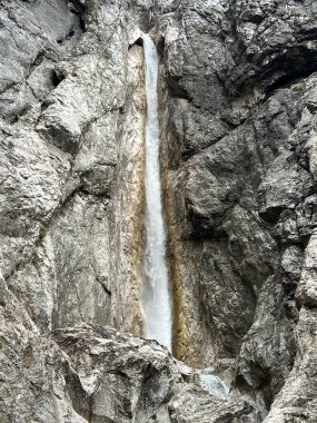 The Martuljek Falls, Upper Martuljek waterfall (Slovenia, Triglav National Park) - Oberer Martuljek-Wasserfall (Slowenien, Nationalpark Triglav) - Spodnji Martuljkov slap (Triglavski narodni park, Slovenija)