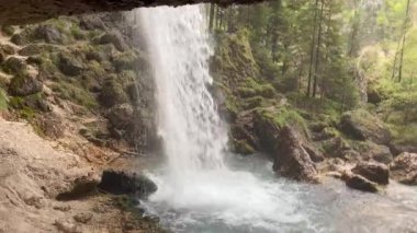 Pericnik Şelalesi, Julian Alplerinde Yukarı Pericnik Şelalesi (Slovenya, Triglav Ulusal Parkı) - Der Pericnikfall, Oberer Pericnik-Wasserfall (Slowenien, Nationalpark Triglav) - Slap Pericnik, Zgornji tokadı (Slovenya, Triglavski narodni parkı))