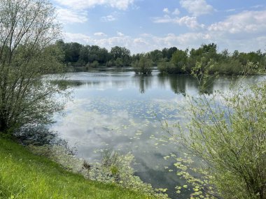 Oresje Gölü veya yapay göl Oresje (Zagreb İlçesi, Hırvatistan) - Oresje-See oder kuenstlicher (Kroatien) - Umjetno jezero Oresje (Sveta Nedelja, Hrvatska)