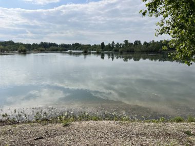 Oresje Gölü veya yapay göl Oresje (Zagreb İlçesi, Hırvatistan) - Oresje-See oder kuenstlicher (Kroatien) - Umjetno jezero Oresje (Sveta Nedelja, Hrvatska)