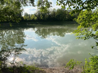 Özel kuşbilimi rezervi Sava - Strmec ve Hırvatistan 'ın Strmec ve balıkçılık alanı - Posebni ornitoloski rezervat Sava Strmec i ribolovna zona jezera Strmec (Sveta Nedelja, Hrvatska)