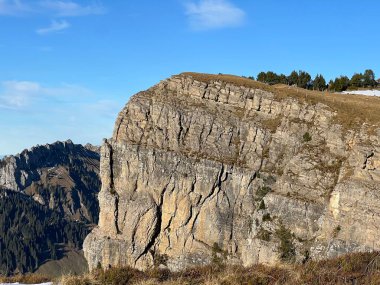 Sigriswilgrat veya Sigriswilergrat dağ sırtı Emmental Alpler ve Bernese Oberland, İsviçre - Bergkamm Sigriswilergrat oder Sigriswilergrat im Berner Oberland, Schweiz