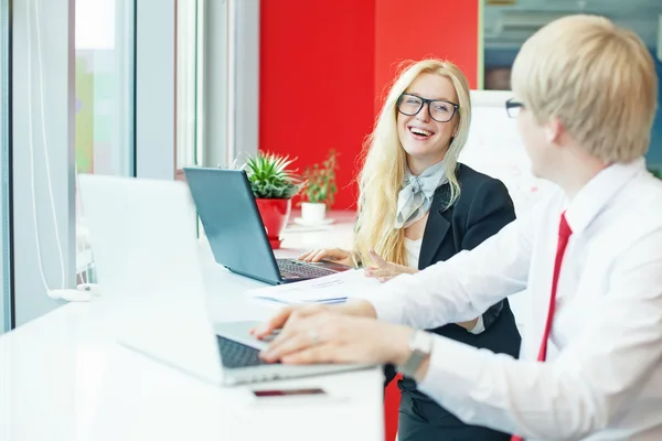 Man and woman  working together — Stock Photo, Image