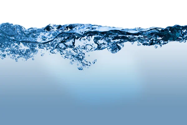 Het wateroppervlak met onderwater bubbels — Stockfoto