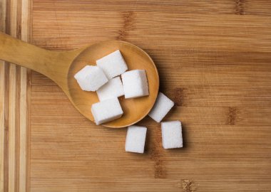 tahta kaşık şeker