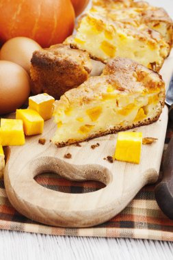 Pasta kabak ve peyniri ile