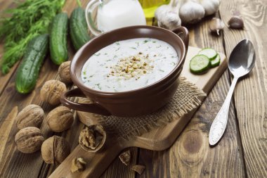 Tarator, Bulgar ekşi süt çorbası