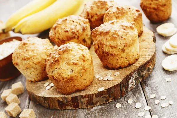Banana muffins with oat flakes — Stock Photo, Image