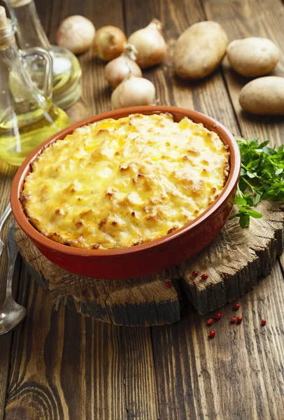 Etli patates güveç