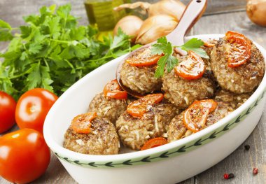 Lahana ile et pirzola 