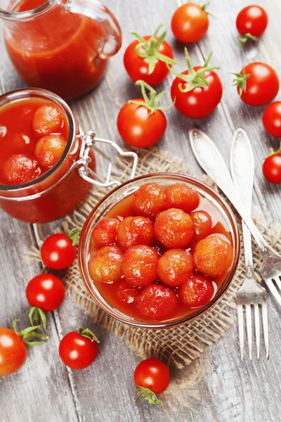 Canned tomatoes in tomato juice — Stock Photo, Image